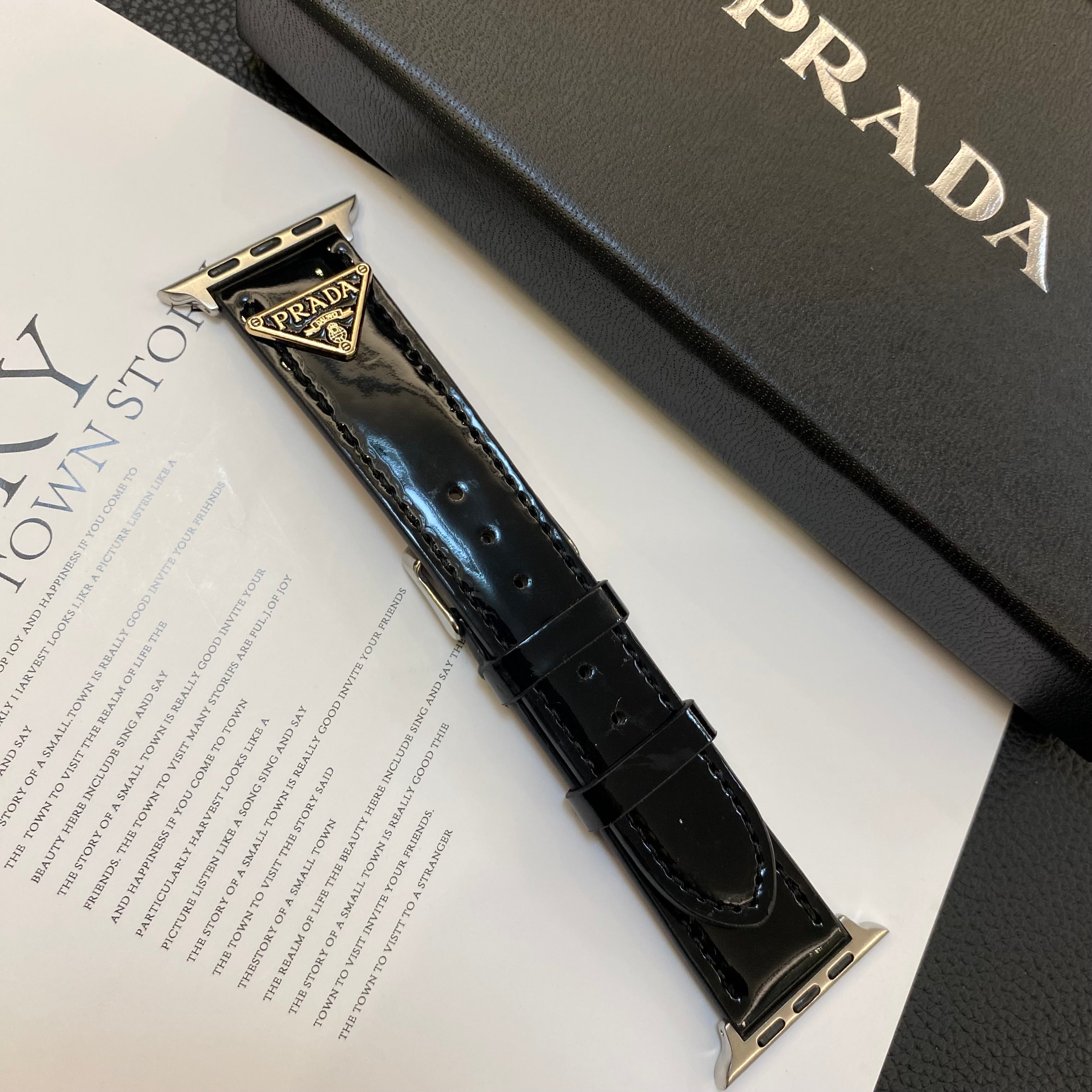 Prada Apple Watch 밴드 Black-LPK240509