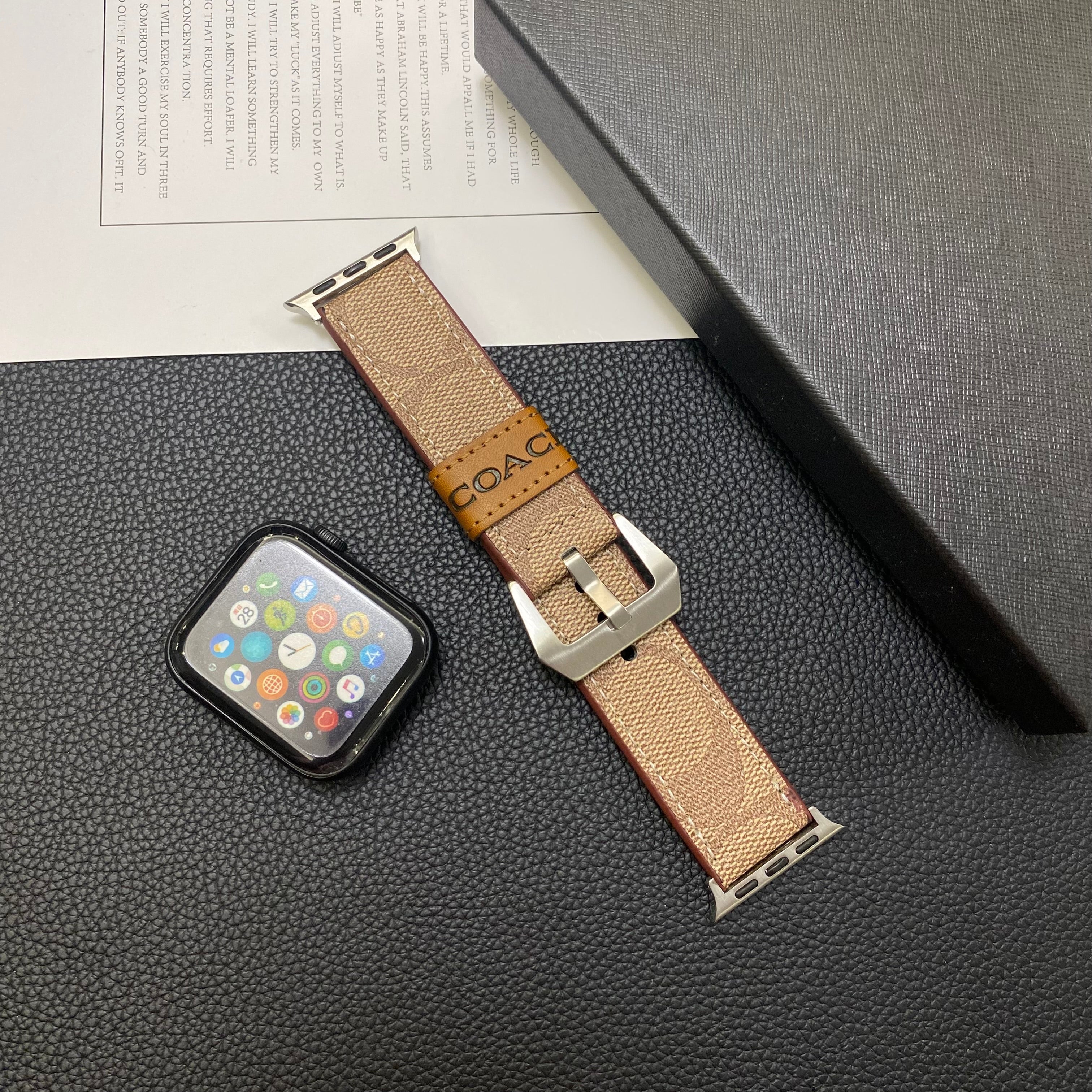 مدرب جلدي Apple Watch Band Light Brown-YHK244221710