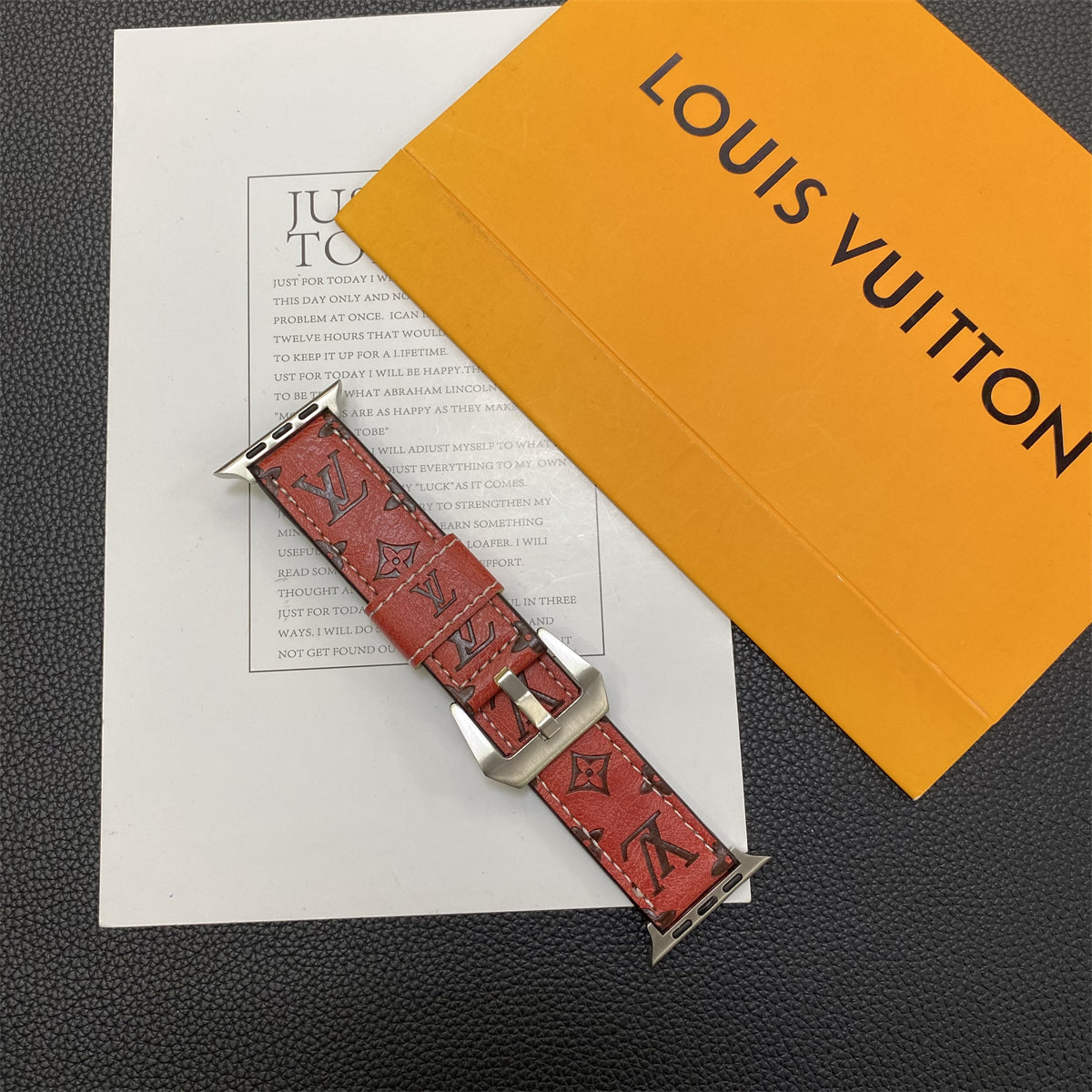 Bőr Monogram Apple Watch Band bőr vörös-yh24422