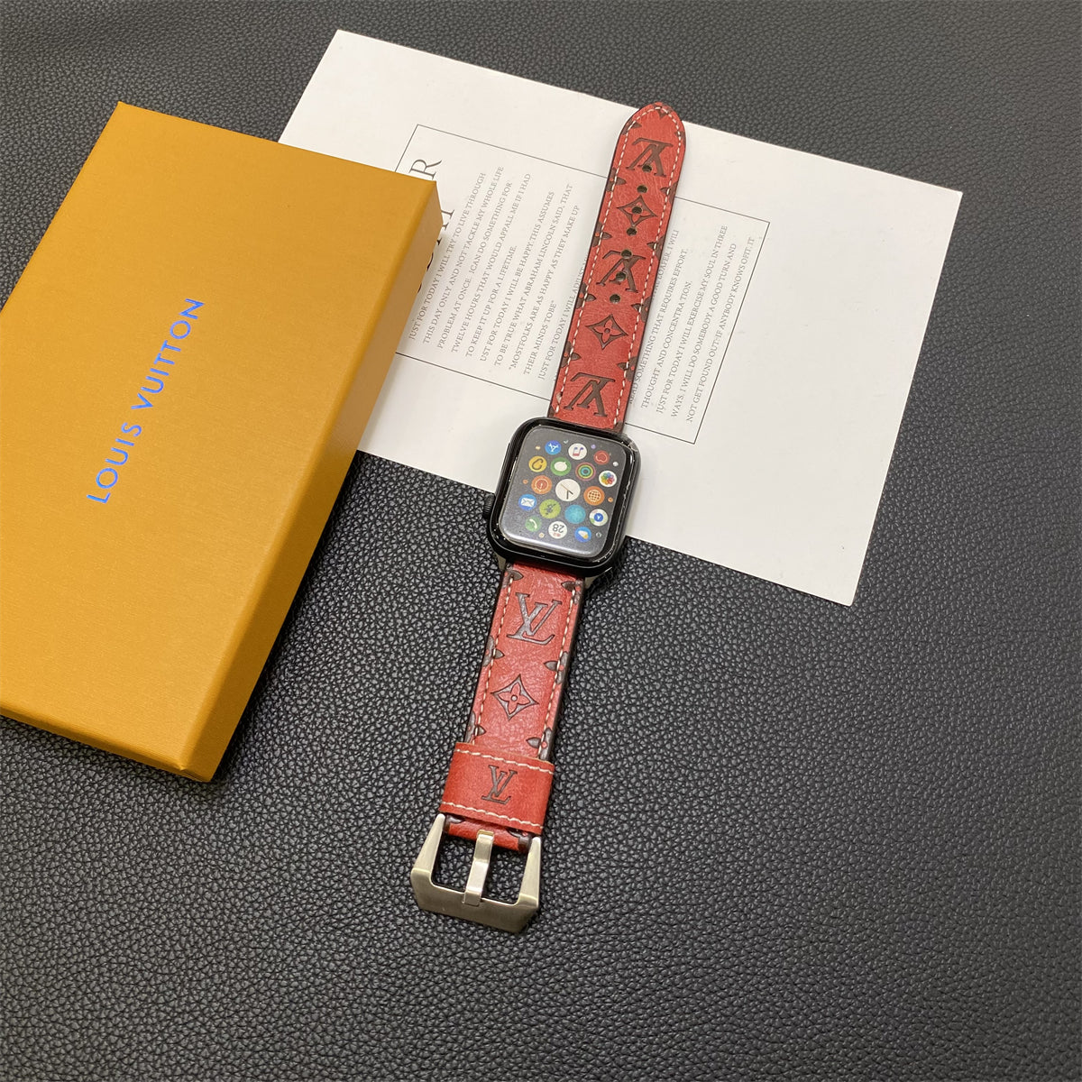 Bőr Monogram Apple Watch Band bőr vörös-yh24422