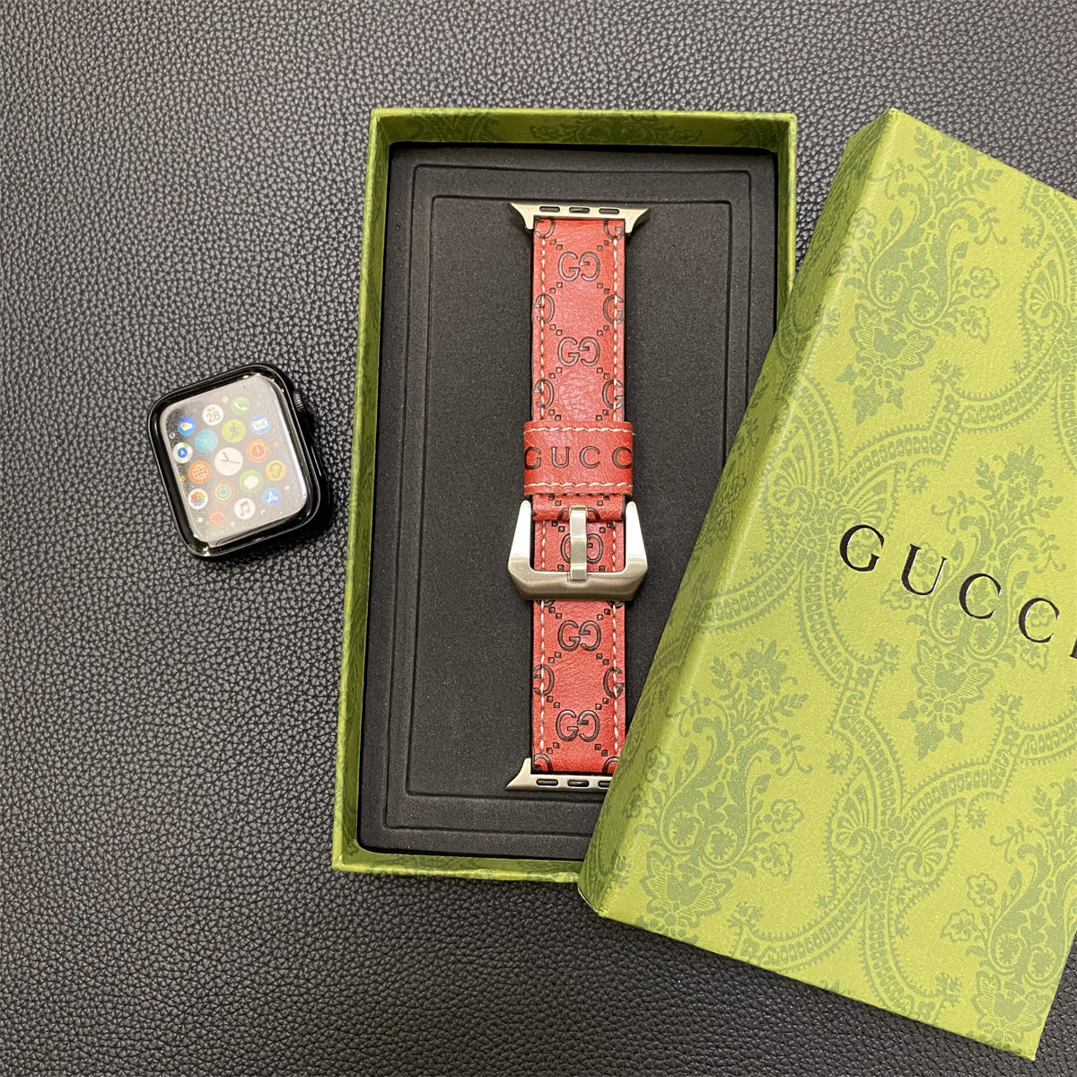 Cinturino GG Apple Watch in pelle rosso-SW24422