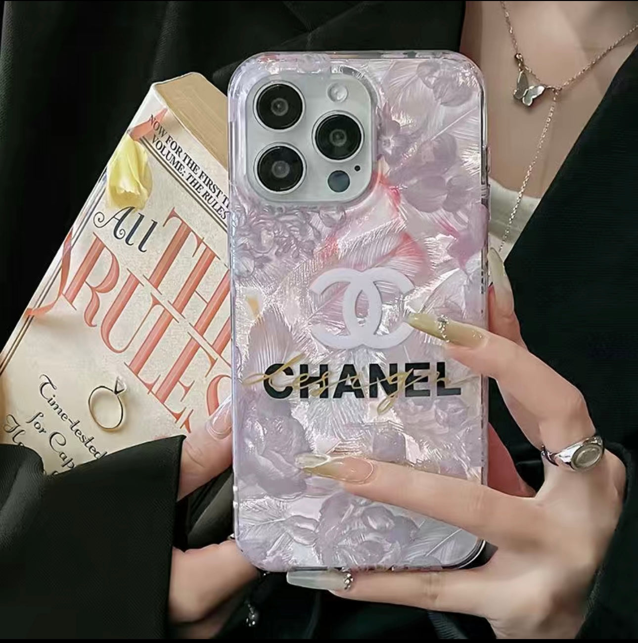 LV Shine x Mono iPhone Case (com caixa)